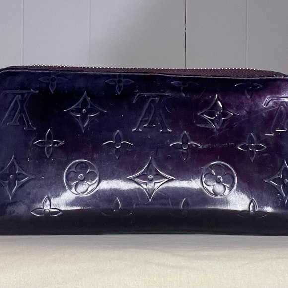 Louis Vuitton Monogram Vernis Wallet - wine color - Picture 3 of 11